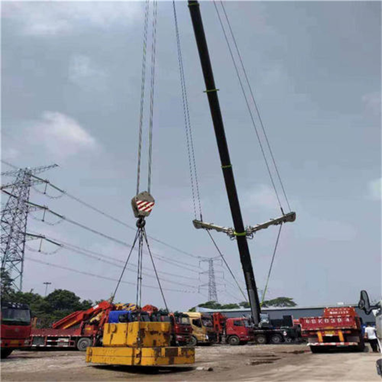 江边乡风电设备吊装
